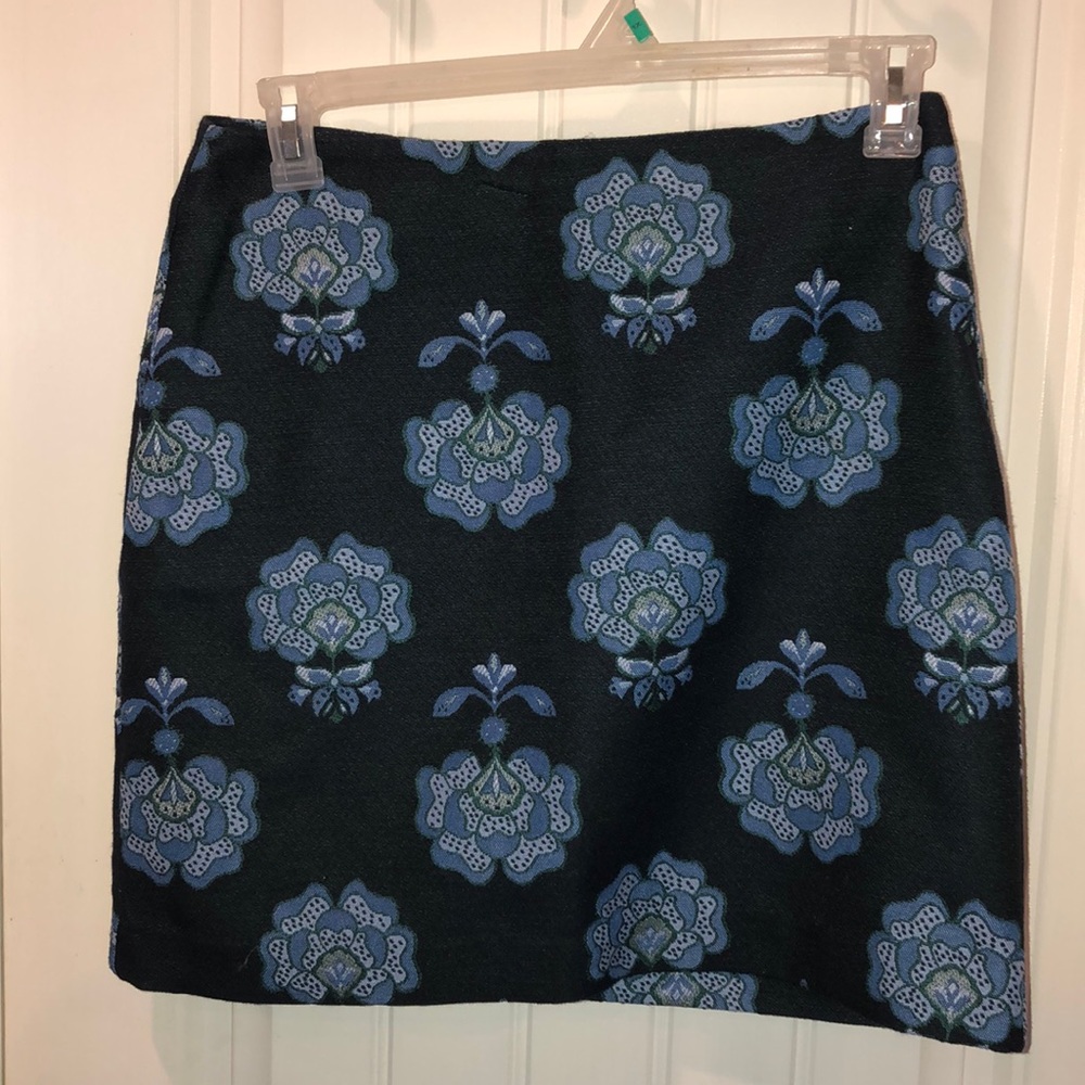 Loft size 8 skirt